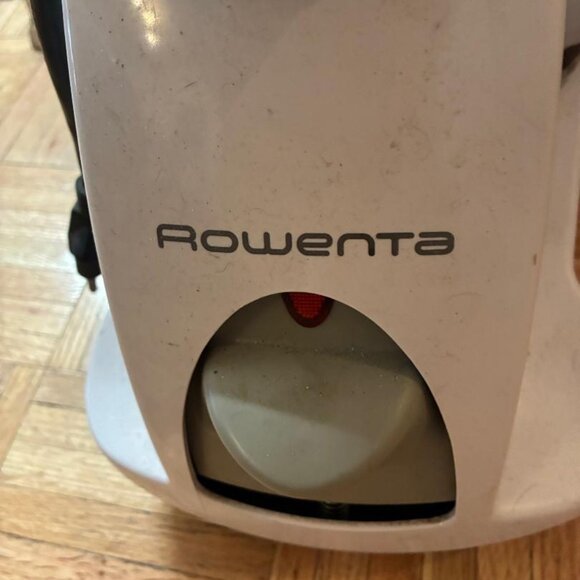 Rowenta Commercial Vertical Steamer - Picture 3 of 3